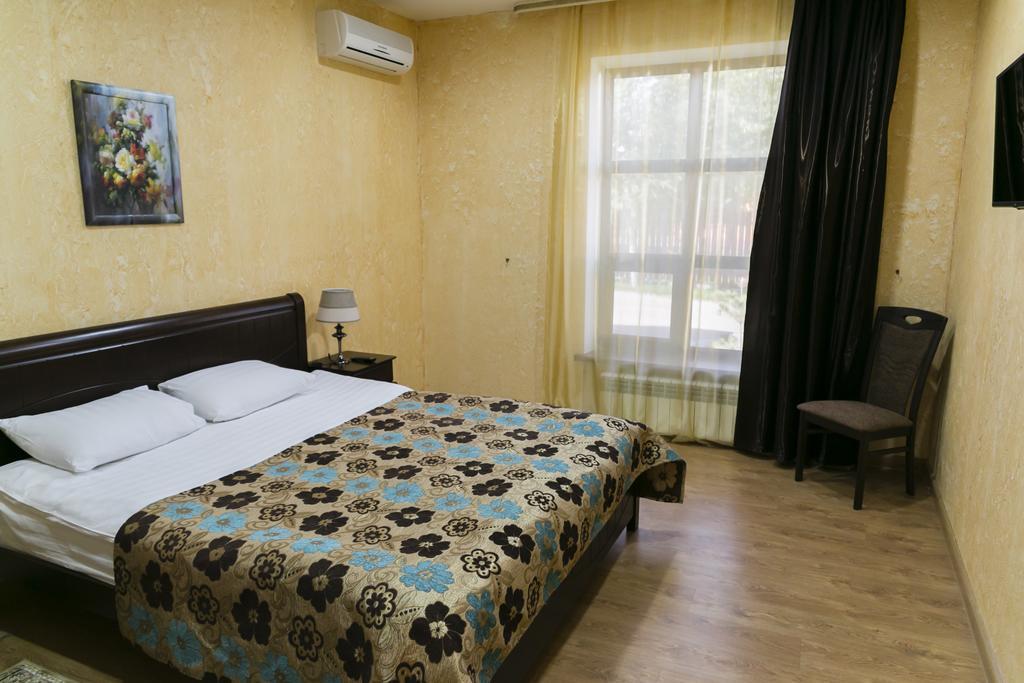 Green Land Hotel Aqtöbe Bilik gambar